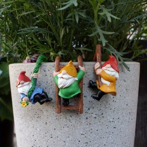 3pcs 3D Statue, Simulation Outdoor Garden Resin Crafts, Art Ornaments, Landscaping DIY Garden Sculptures, For Yard Lawn Balcony Home Decor, Cute Resin Gnome