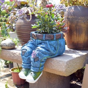 1pc Jeans Pants Shape Flower Pot Resin Statue, Succulent Pot Flower Planter For Indoor Garden Yard Lawn Porch Balcony Patio Outdoor Decor